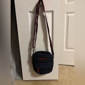 Tommy unisex crossbody side bag